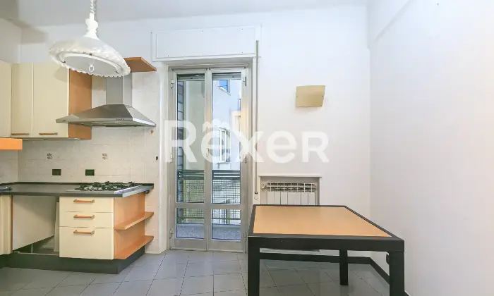 Rexer-Genova-VENDESILUMINOSO-APPARTAMENTO-MQ-PIU-BOX-MQ-EURO-Altro