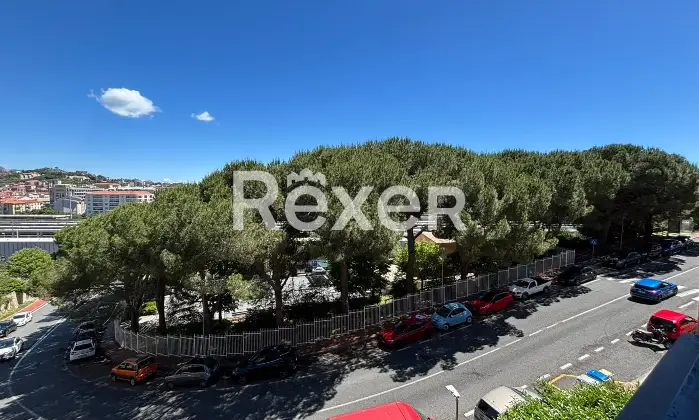 Rexer-Savona-Ampia-metratura-con-terrazza-pauto-e-cantina-Altro