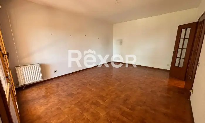 Rexer-Savona-Ampia-metratura-con-terrazza-pauto-e-cantina-Altro