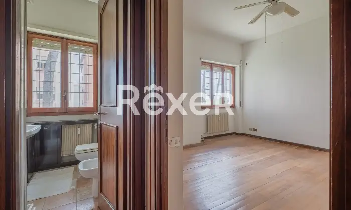 Rexer-Mostacciano-Appartamento-di-Mq-con-tripla-esposizione-box-e-cantina-Altro
