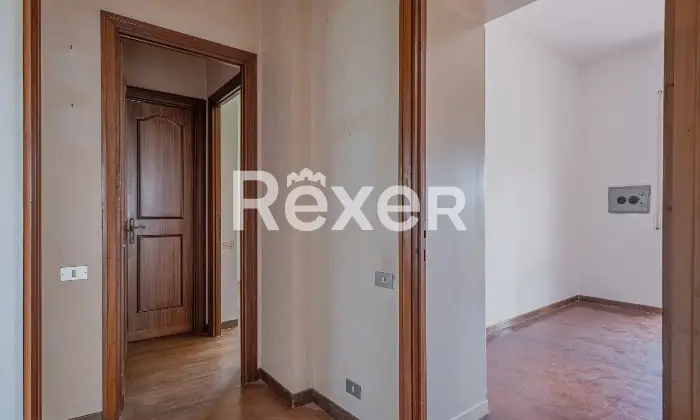 Rexer-Mostacciano-Appartamento-con-cantina-e-box-auto-Altro