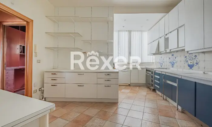 Rexer-Mostacciano-Appartamento-con-cantina-e-box-auto-Altro