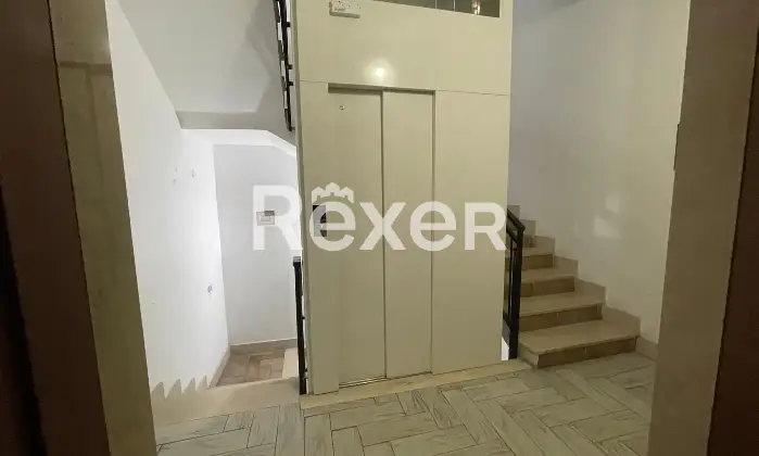 Rexer-Reggio-Calabria-Ampio-appartamento-con-ascensore-Altro
