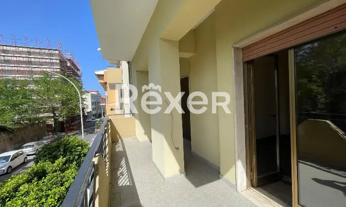 Rexer-Reggio-Calabria-Ampio-appartamento-con-ascensore-Altro