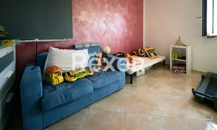 Rexer-Ari-VILLETTA-INDIPENDENTE-CON-TERRENO-DI-MQ-E-CANTINA-Altro