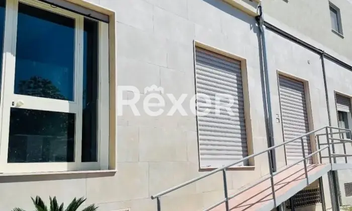 Rexer-Lamezia-Terme-Ampio-ufficio-in-vendita-in-Via-Piersanti-Mattarella-a-Lamezia-Terme-Altro
