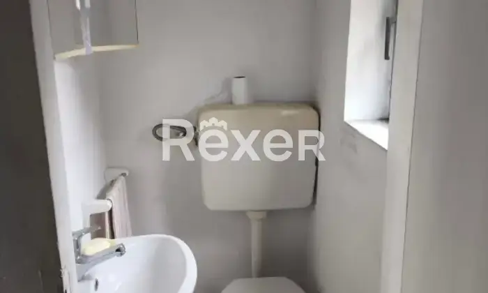 Rexer-Lapedona-Casa-di-paese-in-vendita-in-Largo-IV-Novembre-a-Lapedona-Altro