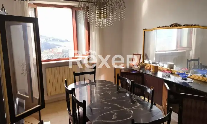 Rexer-Lapedona-Casa-di-paese-in-vendita-in-Largo-IV-Novembre-a-Lapedona-Altro