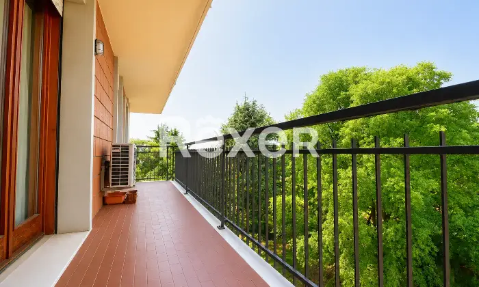 Rexer-Pordenone-Luminoso-appartamento-con-ambienti-ampi-e-funzionali-Altro