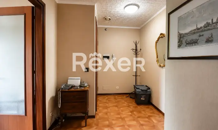 Rexer-Pordenone-Luminoso-appartamento-con-ambienti-ampi-e-funzionali-Altro