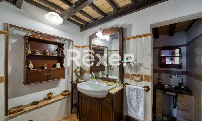 Rexer-Castel-Viscardo-Porzione-di-casa-storica-nel-cuore-di-Castel-Viscardo-Altro