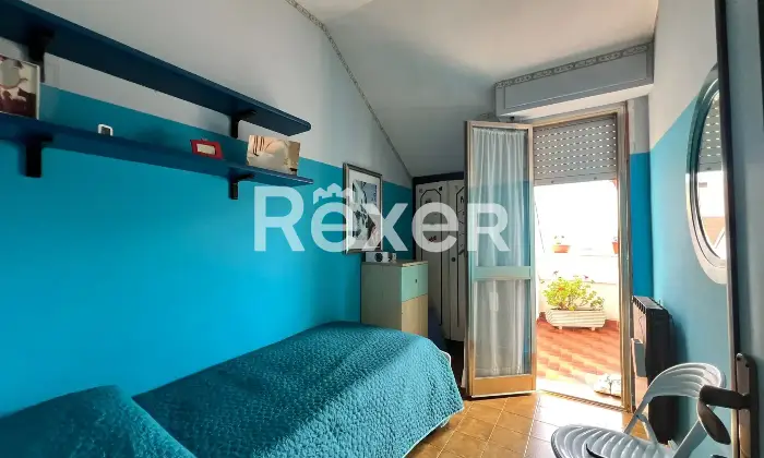 Rexer-FRANCAVILLA-AL-MARE-Mansarda-luminosa-con-terrazze-e-studio-a-pochi-passi-dal-mare-Altro