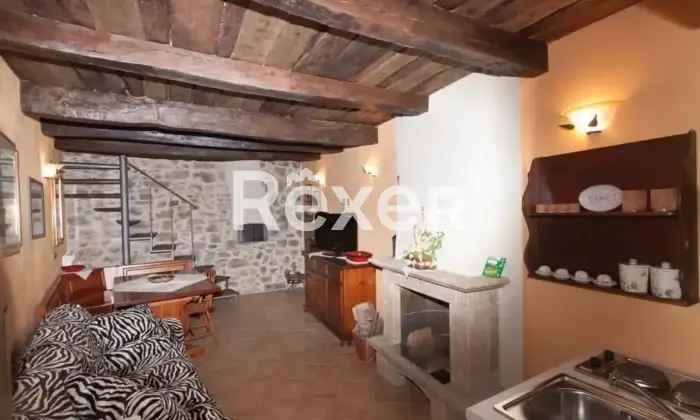 Rexer-Scapoli-Casa-indipendente-in-vendita-in-Via-Buonconsiglio-a-Scapoli-Altro