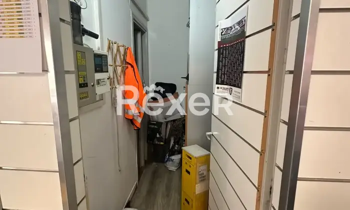 Rexer-Salerno-Locale-commerciale-in-vendita-Arbostella-Zona-Industriale-Altro