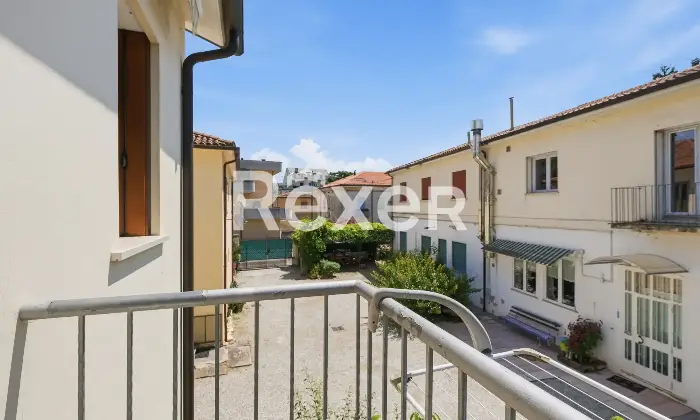 Rexer-Vicenza-Appartamento-con-garage-in-piccola-palazzina-di-quattro-unit-Altro