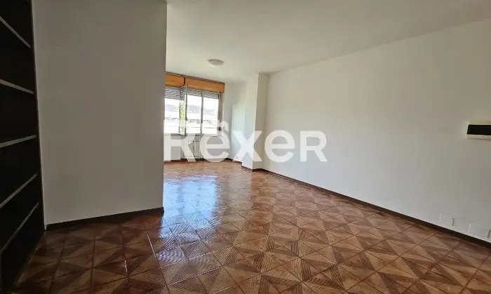 Rexer-Modena-Luminoso-appartamento-con-box-auto-Altro