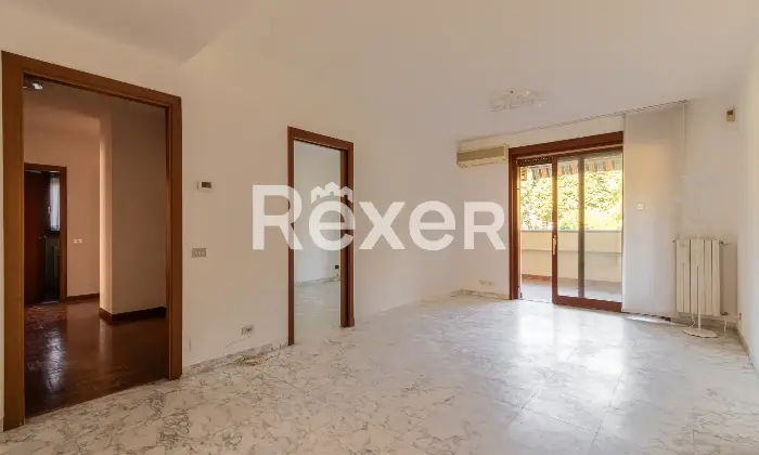 Rexer-Milano-Luminoso-appartamento-da-personalizzare-Altro