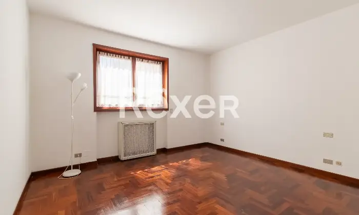 Rexer-Milano-Luminoso-appartamento-da-personalizzare-Altro