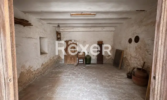 Rexer-Acerenza-Locale-commerciale-in-vendita-in-Via-Massimo-DAzeglio-ad-Acerenza-Altro