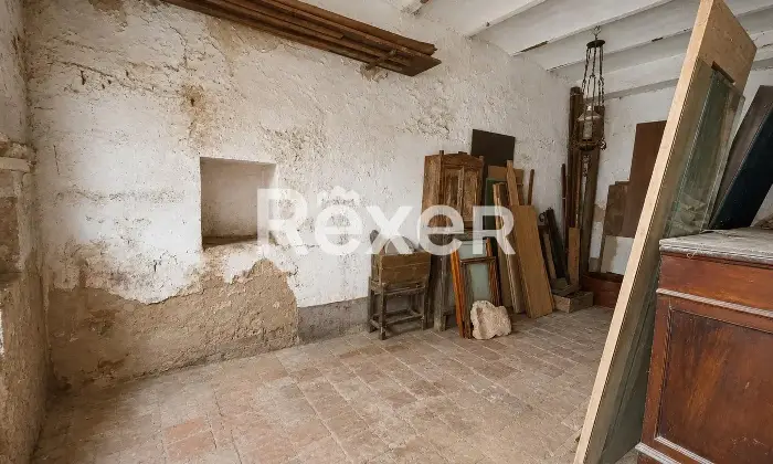 Rexer-Acerenza-Locale-commerciale-in-vendita-in-Via-Massimo-DAzeglio-ad-Acerenza-Altro