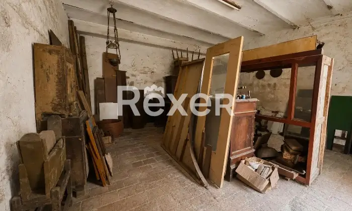 Rexer-Acerenza-Locale-commerciale-in-vendita-in-Via-Massimo-DAzeglio-ad-Acerenza-Altro