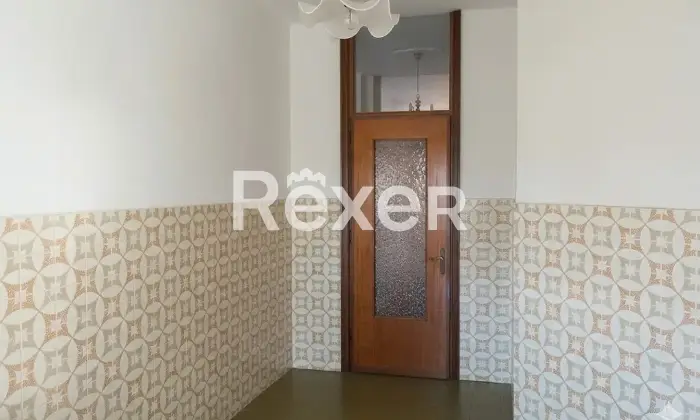 Rexer-Casale-Monferrato-Ampio-appartamento-con-cantina-garage-e-balconi-Altro