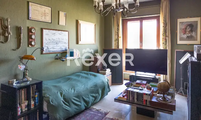 Rexer-Palermo-Ampia-e-prestigiosa-abitazione-in-zona-centrale-a-Palermo-nel-quartiere-Libert-Altro