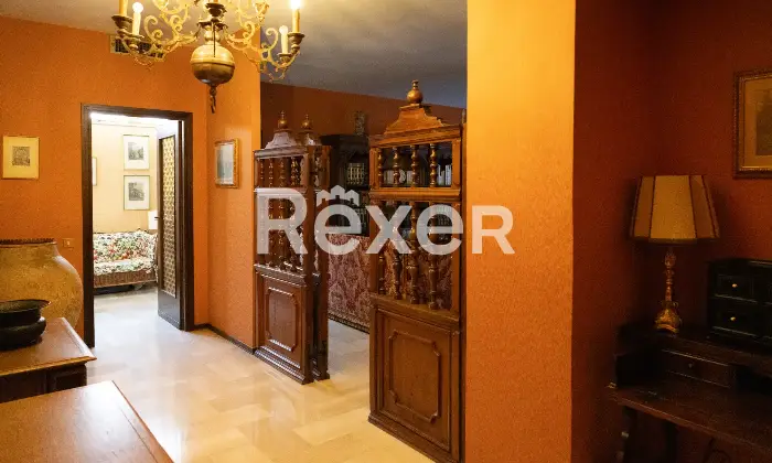 Rexer-Palermo-Ampia-e-prestigiosa-abitazione-in-zona-centrale-a-Palermo-nel-quartiere-Libert-Altro
