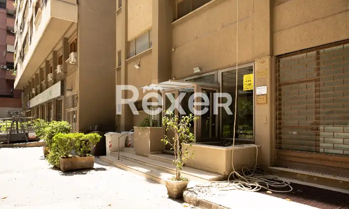 Rexer-Palermo-Ampia-e-prestigiosa-abitazione-in-zona-centrale-a-Palermo-nel-quartiere-Libert-Altro