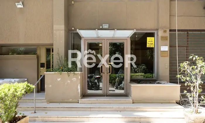 Rexer-Palermo-Ampia-e-prestigiosa-abitazione-in-zona-centrale-a-Palermo-nel-quartiere-Libert-Altro