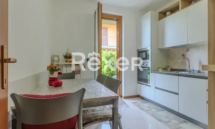 Rexer-Curno-Trilocale-con-giardino-e-box-doppio-Altro