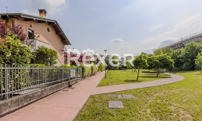 Rexer-Curno-Trilocale-con-giardino-e-box-doppio-Altro