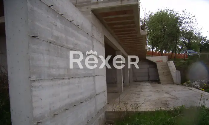 Rexer-Capaccio-Paestum-Rustico-in-costruzione-in-terreno-panoramico-Terrazzo