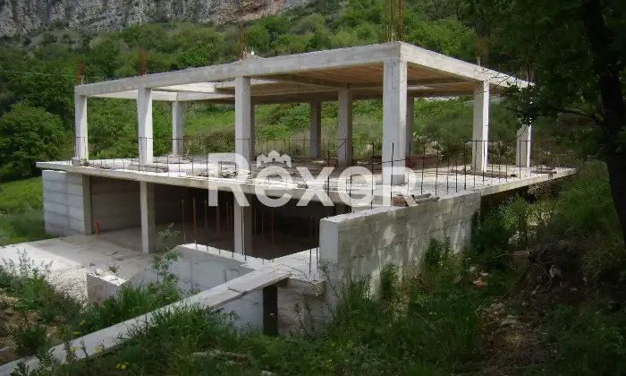 Rexer-Capaccio-Paestum-Rustico-in-costruzione-in-terreno-panoramico-Terrazzo