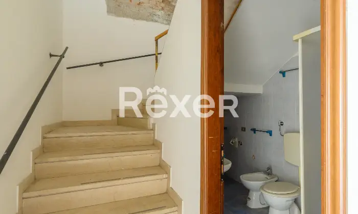 Rexer-Padova-Terracielo-da-ristrutturare-a-Voltabarozzo-Altro