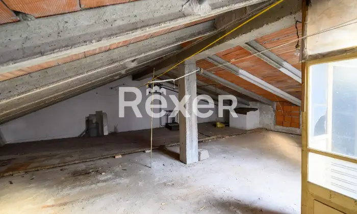 Rexer-Padova-Terracielo-da-ristrutturare-a-Voltabarozzo-Altro