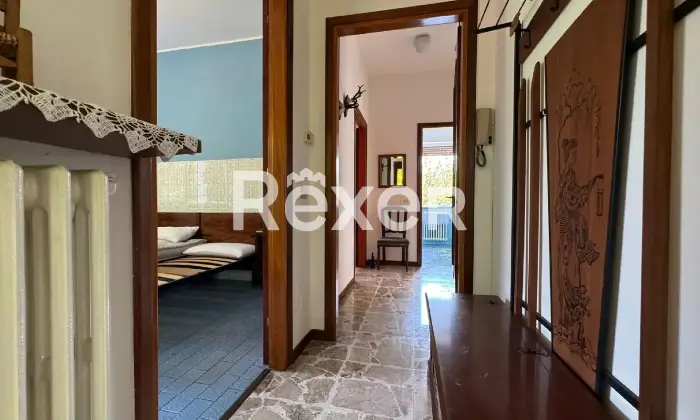 Rexer-Orino-Villa-in-vendita-in-via-Giuseppe-Verdi-ad-Orino-Altro