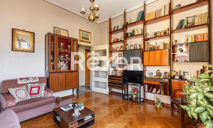 Rexer-Milano-Quattro-locali-oltre-servizi-Altro