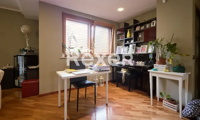 Rexer-francavilla-al-mare-Villetta-a-schiera-con-ampi-spazi-circostanti-due-garage-e-taverna-Altro
