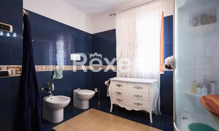 Rexer-francavilla-al-mare-Villetta-a-schiera-con-ampi-spazi-circostanti-due-garage-e-taverna-Altro