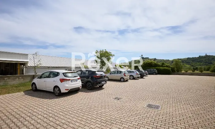Rexer-francavilla-al-mare-Villetta-a-schiera-con-ampi-spazi-circostanti-due-garage-e-taverna-Altro
