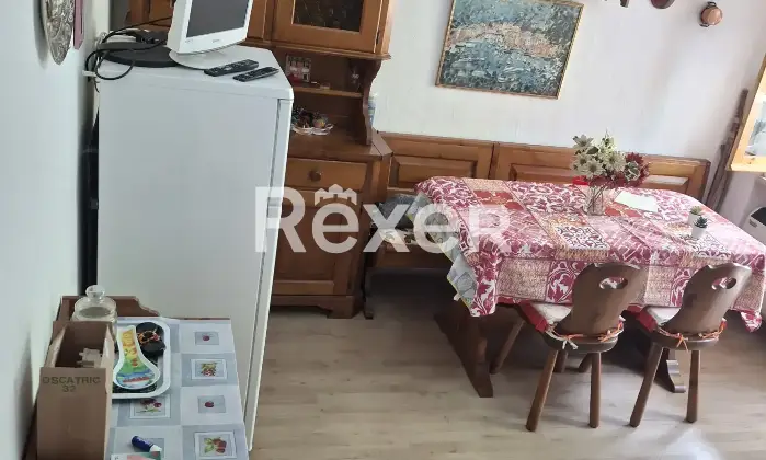 Rexer-Viola-Meraviglioso-bilocale-in-montagna-con-finestra-in-bagno-Cucina