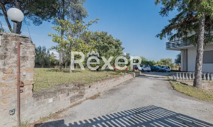 Rexer-Roma-Appartamento-trilocale-a-Roma-Loc-Cesano-Altro