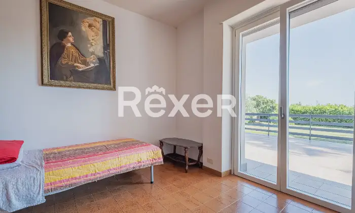 Rexer-Roma-Appartamento-trilocale-a-Roma-Loc-Cesano-Altro