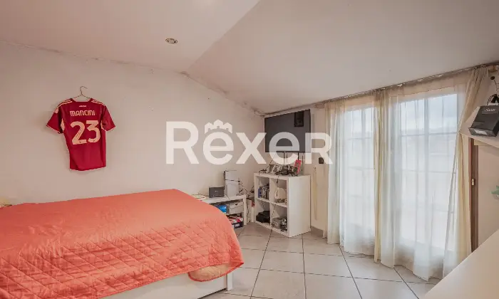 Rexer-Marco-Simone-Villa-a-schiera-con-box-auto-Altro