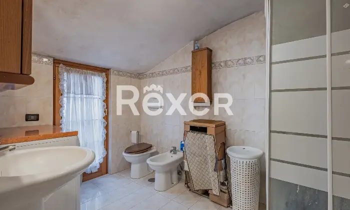 Rexer-Marco-Simone-Villa-a-schiera-con-box-auto-Altro