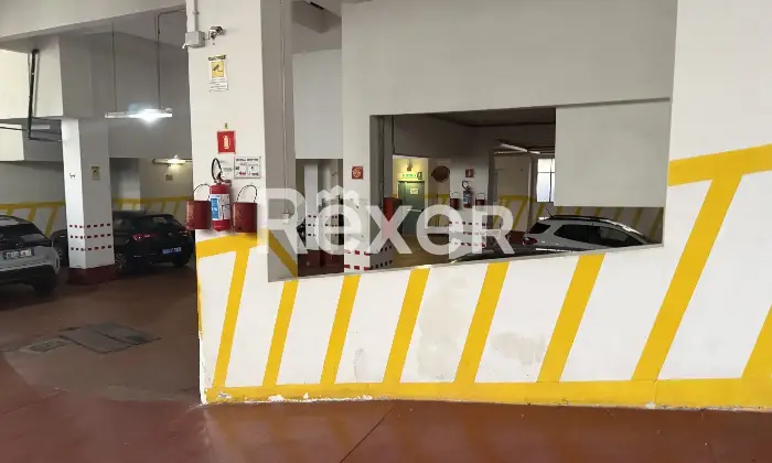 Rexer-Roma-Autorimessa-in-Centro-Ideale-per-Investimento-Altro