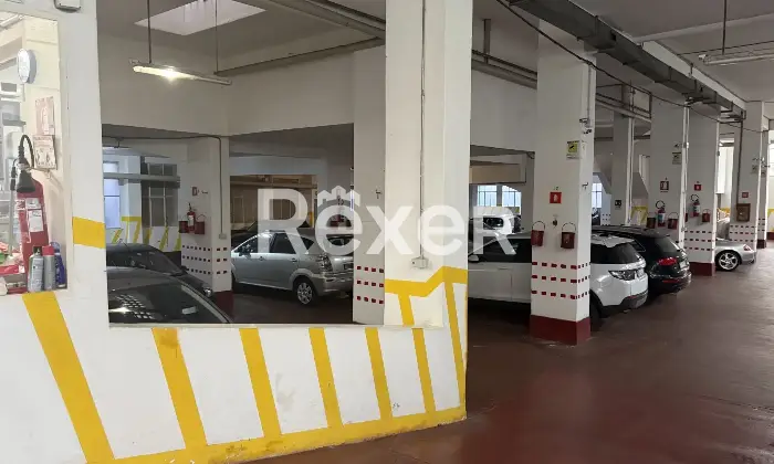 Rexer-Roma-Autorimessa-in-Centro-Ideale-per-Investimento-Altro