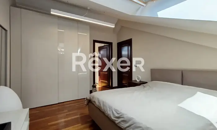 Rexer-LAquila-Elegante-duplex-con-terrazzi-cantina-e-doppi-garage-Altro