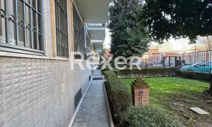 Rexer-Milano-Bilocale-arredato-e-garage-in-Via-Pianella-a-Milano-Altro